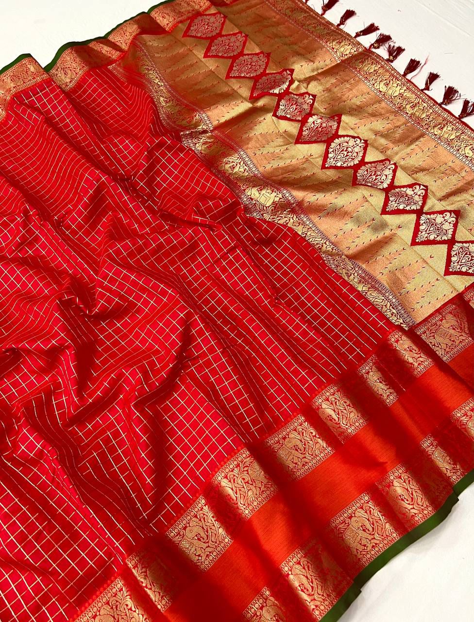 Deep Navy Blue with Magenta Pink Border Soft Kanchipuram Silk Saree